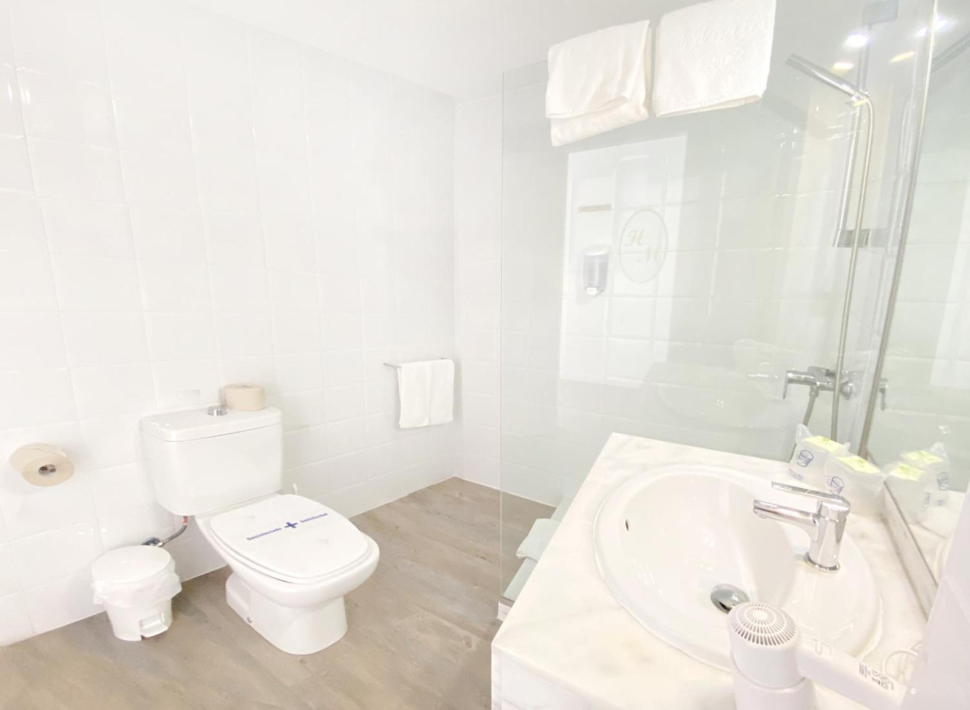 كالا مييور Apartamentos Morito Beach المظهر الخارجي الصورة